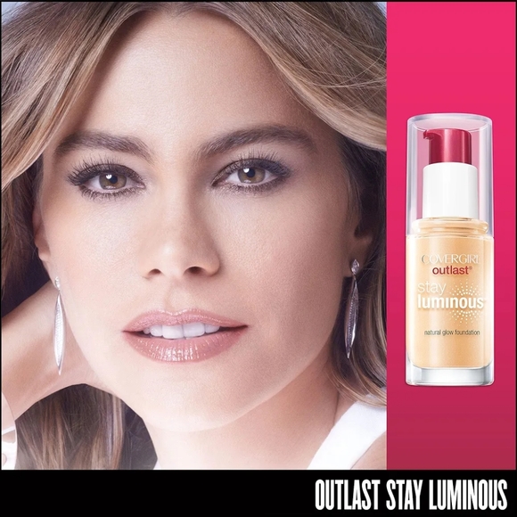 CoverGirl Outlast Stay Luminous Foundation, 810 Classic Ivory 1 fl oz (30 ml) - Picture 7 of 10